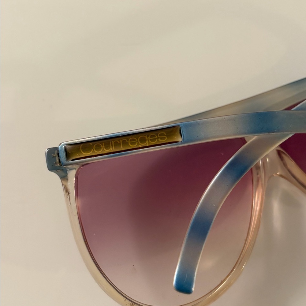 Courréges Gradient Pink Shield Sunglasses with Blue Frame - Picture 3 of 4